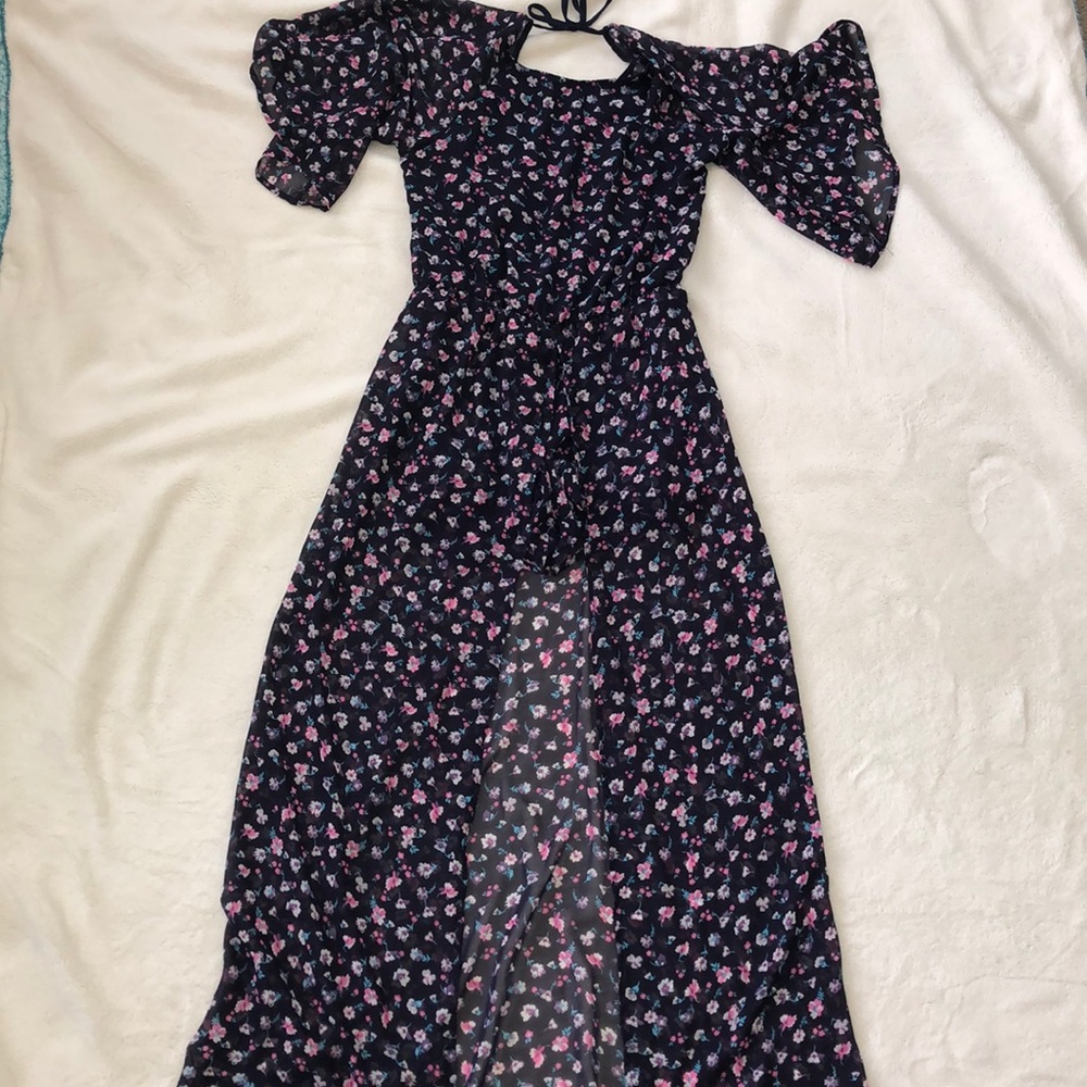 Super Cute Women’s Floral Romper With Overlay